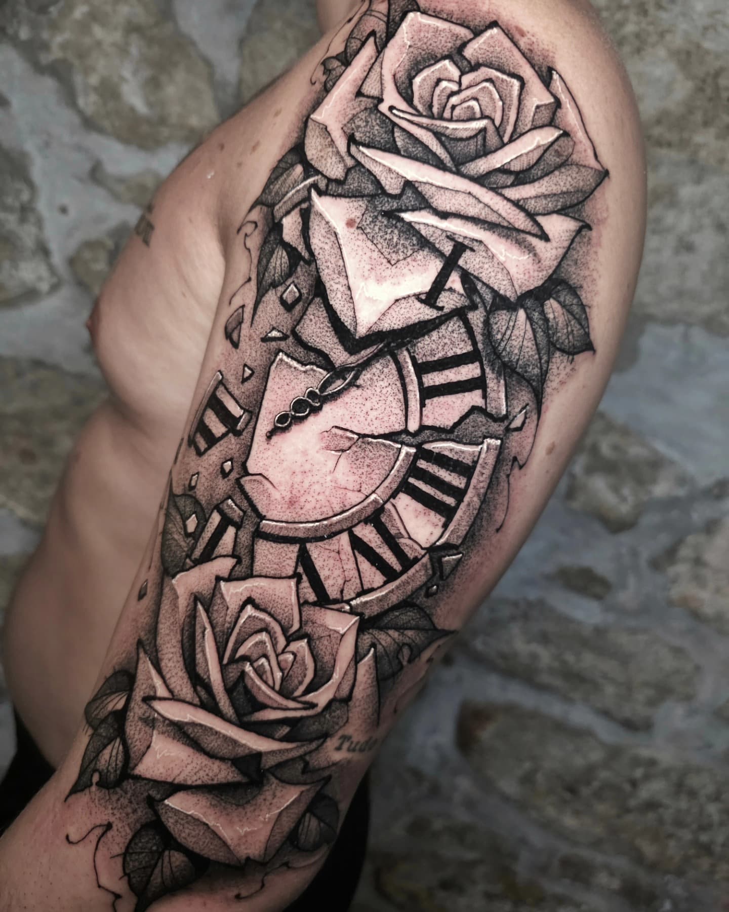 Broken clock and roses blackwork half sleeve by Lex Almeida
